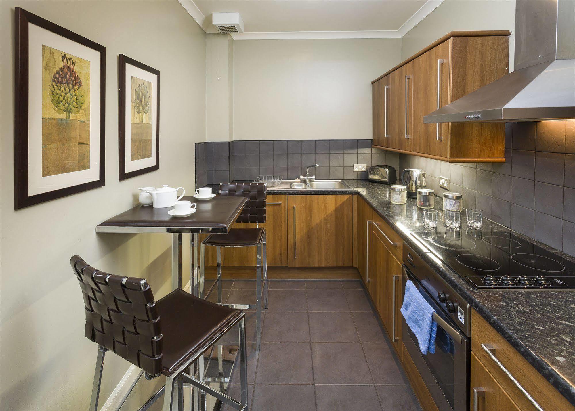 Nicolson Apartments Единбург Екстер'єр фото